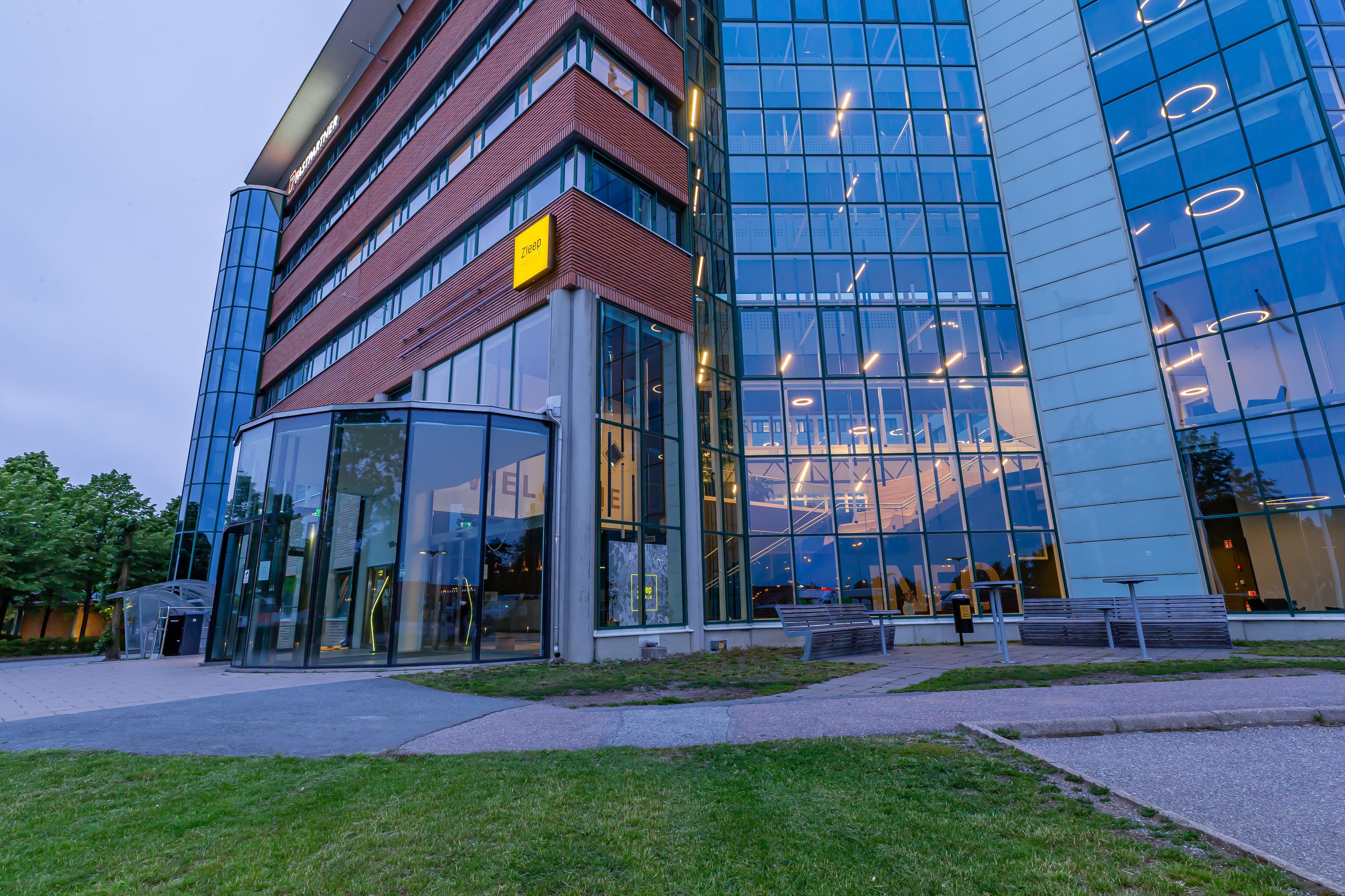 First Hotel Stockholm North Upplands-Väsby Kültér fotó