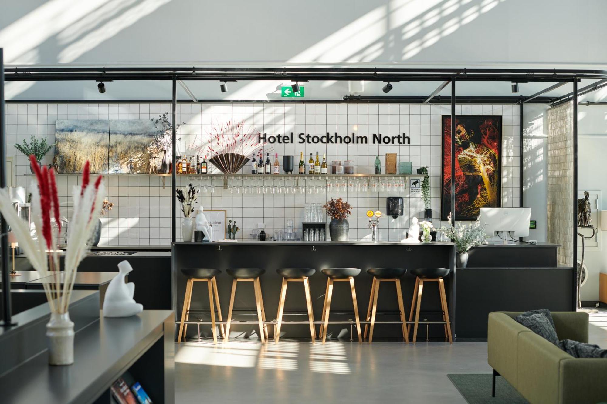 First Hotel Stockholm North Upplands-Väsby Kültér fotó