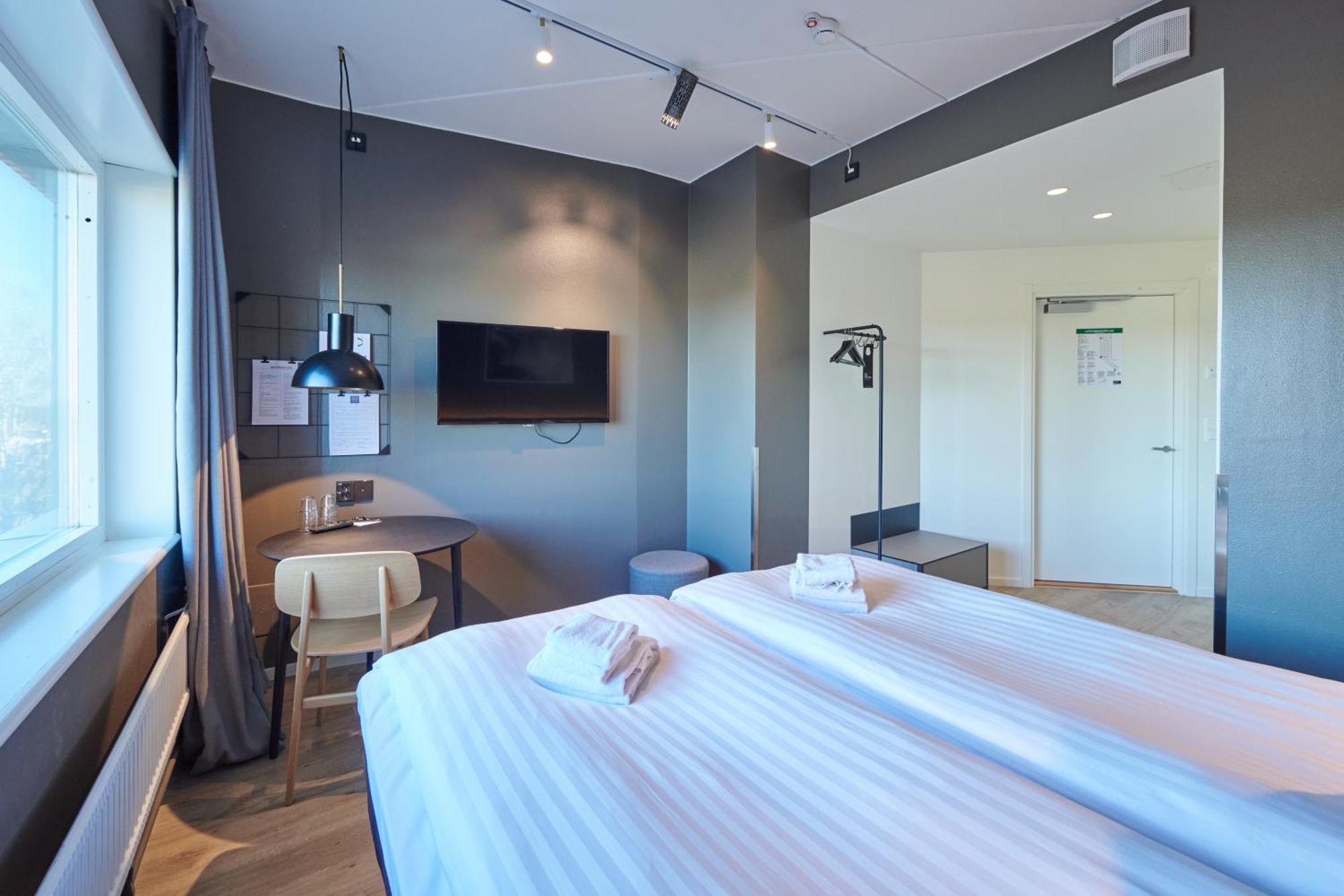 First Hotel Stockholm North Upplands-Väsby Kültér fotó